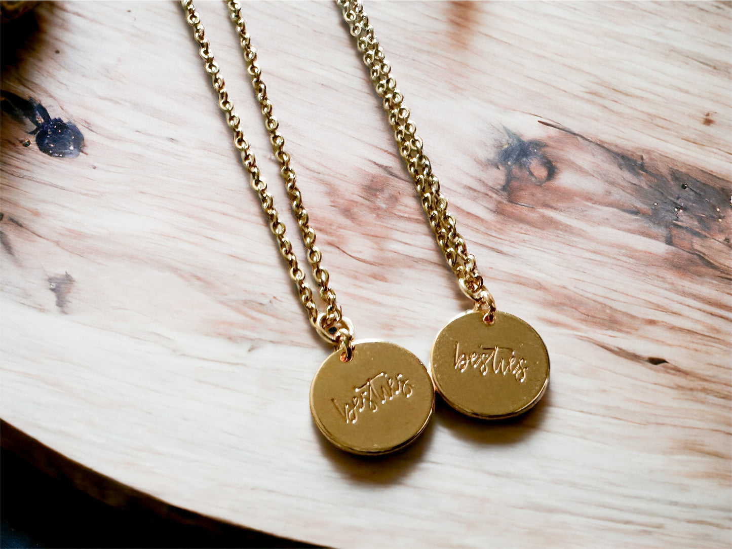 Besties Necklace Set
