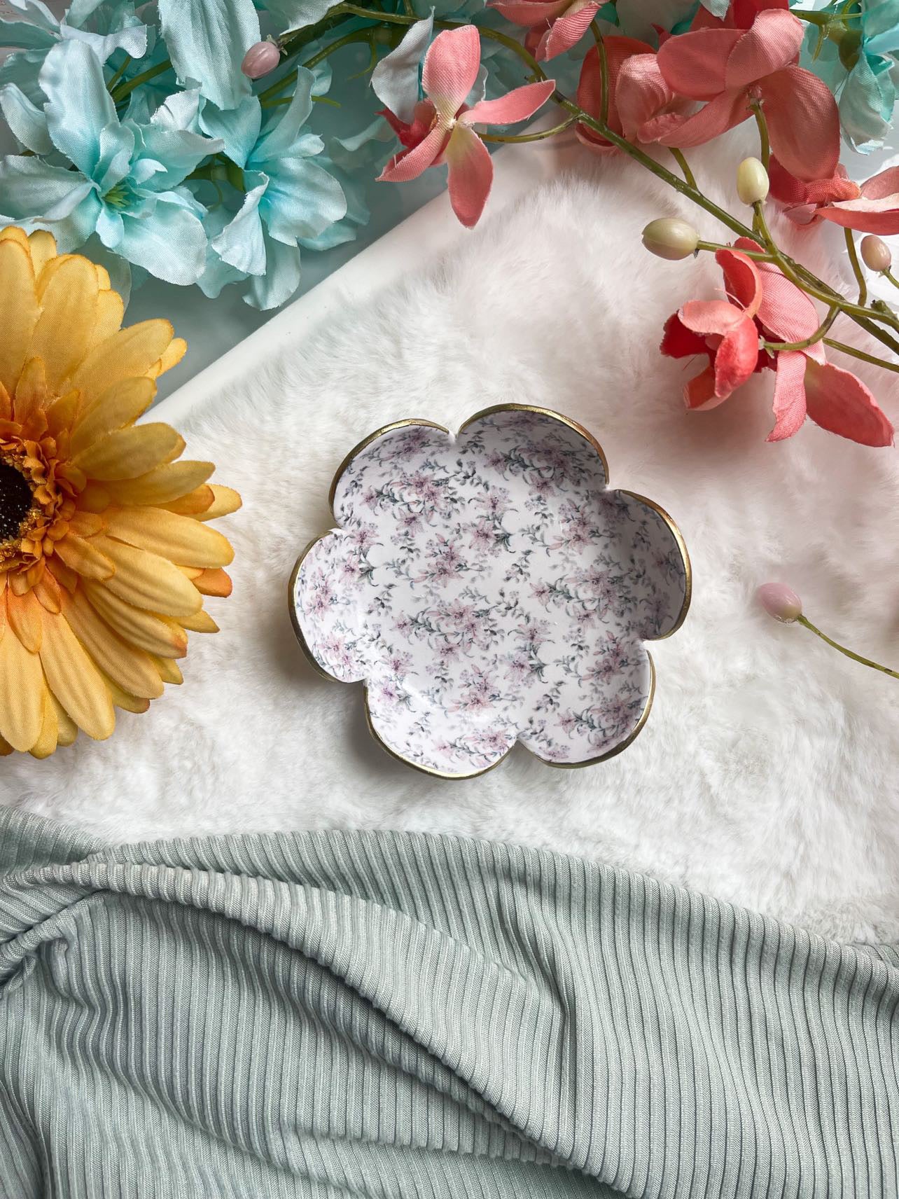 The Vintage Floral Collection