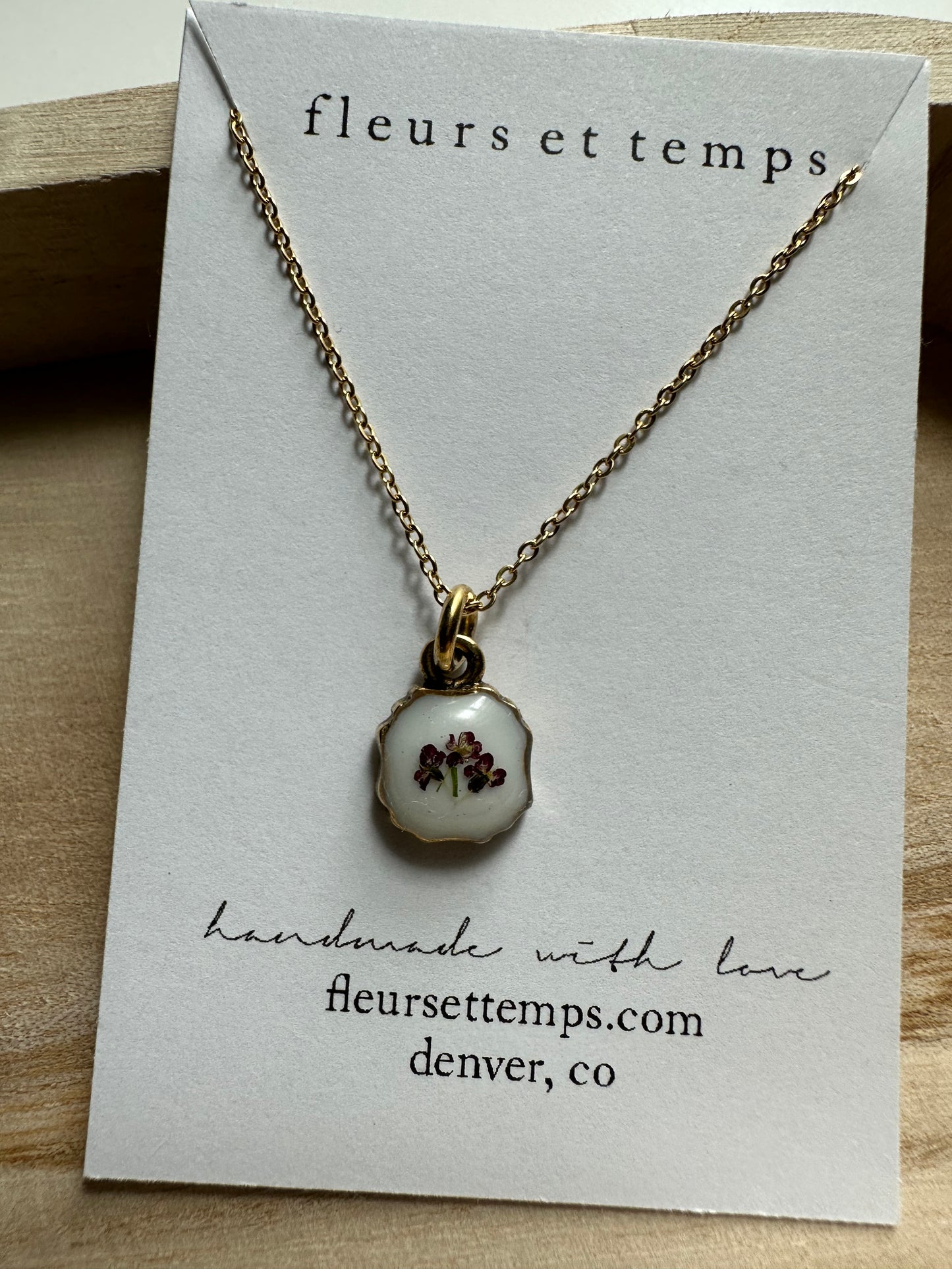 Diana Square Necklace chocolate queen anne's lace
