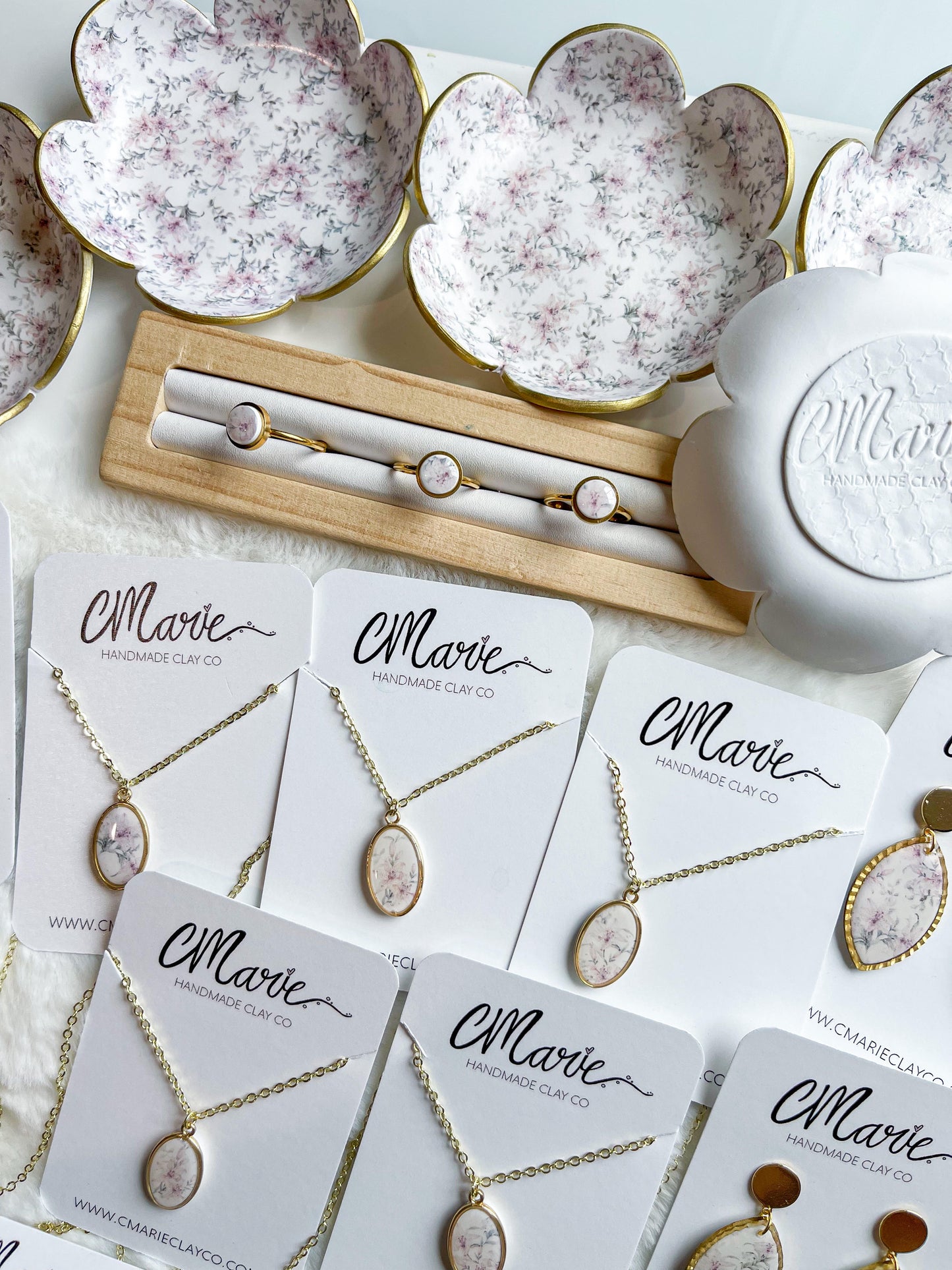 The Vintage Floral Collection