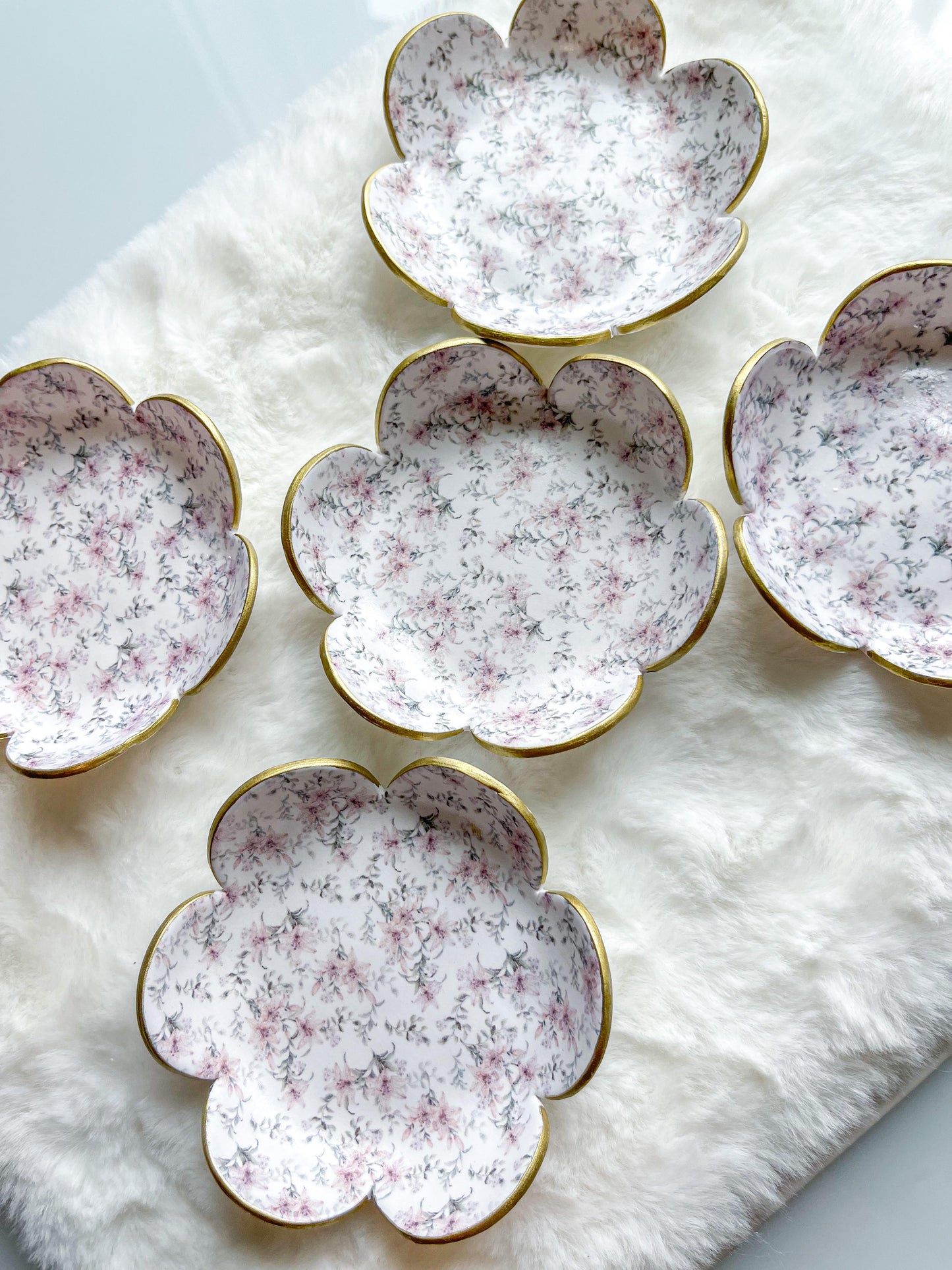 The Vintage Floral Collection