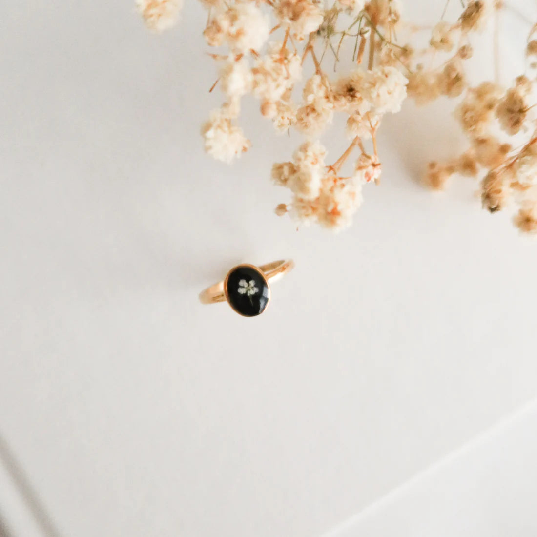 Starry Night Queen Annes Lace Ring, size 8