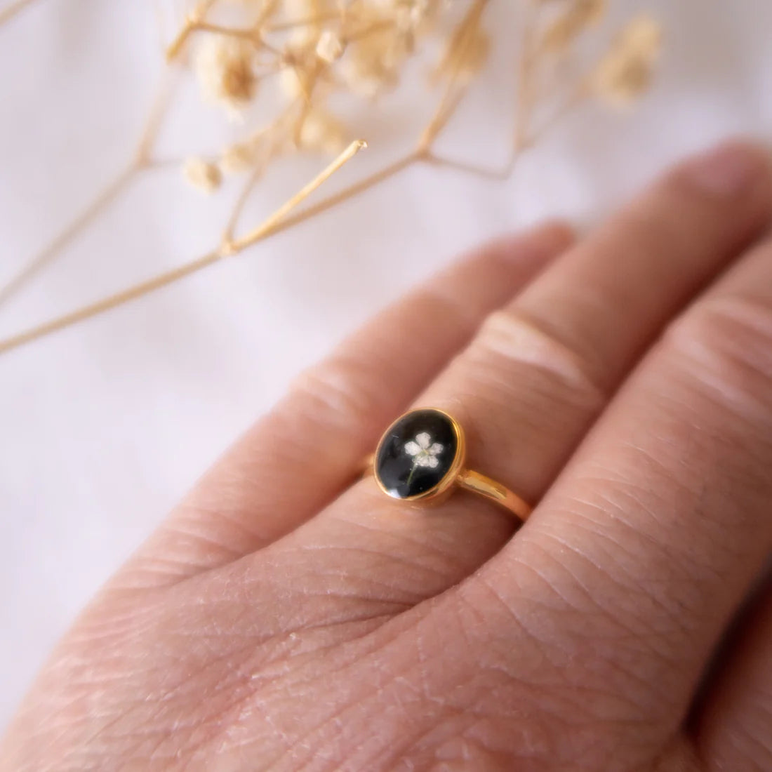 Starry Night Queen Annes Lace Ring, size 8