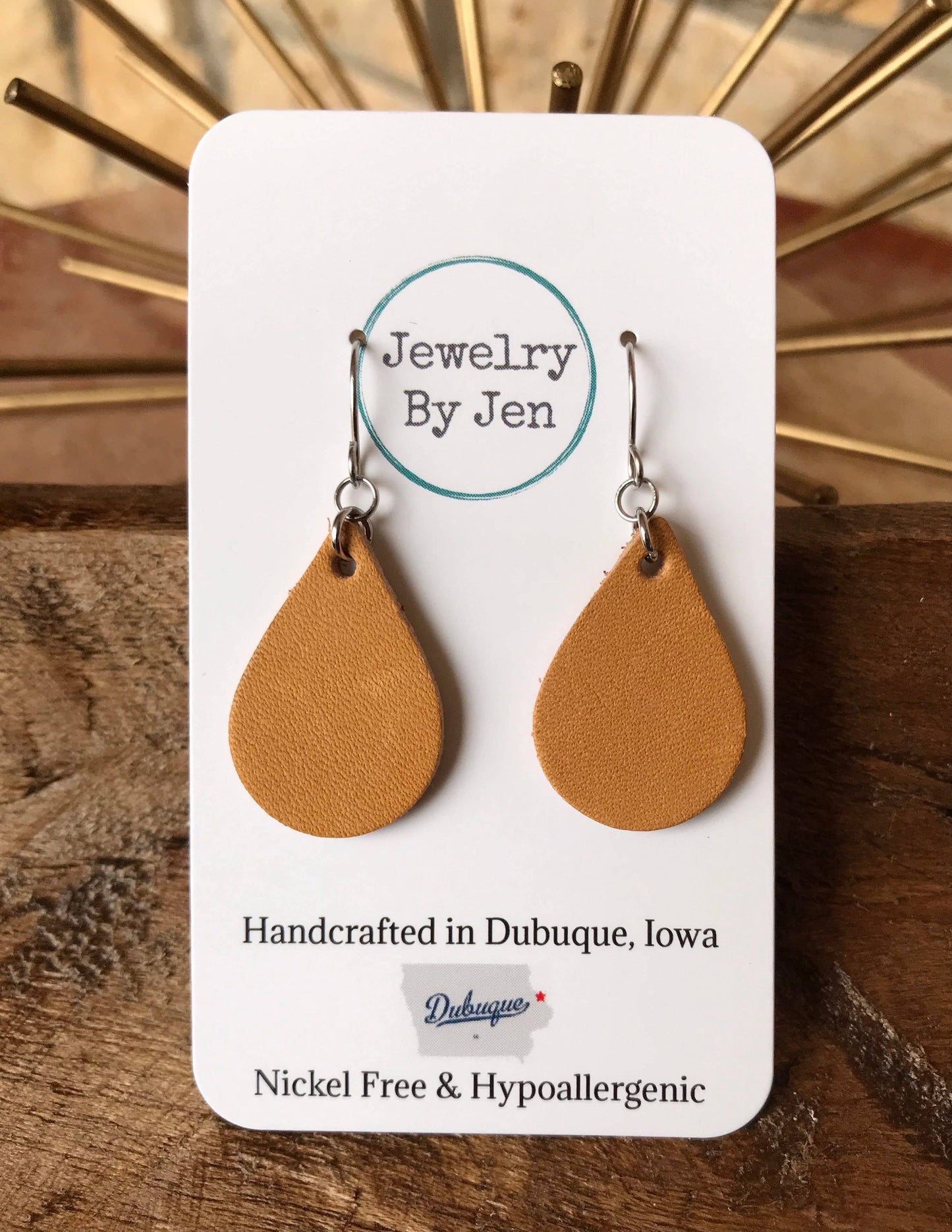 Small Teardrop: Smooth Mustard