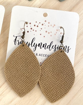 Fall Earrings - Mini Pear
