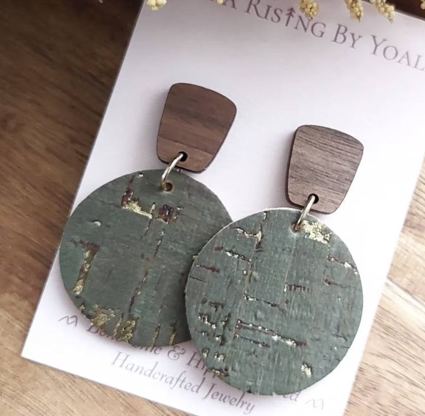 Morgan in Olive Green Leather-Backed Cork
