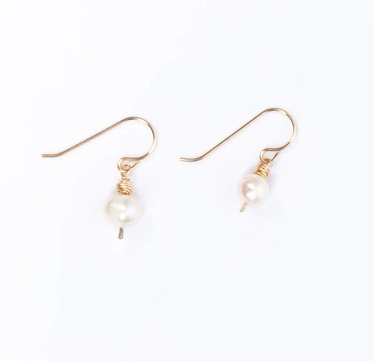 Leeda Pearl Earrings in Gold