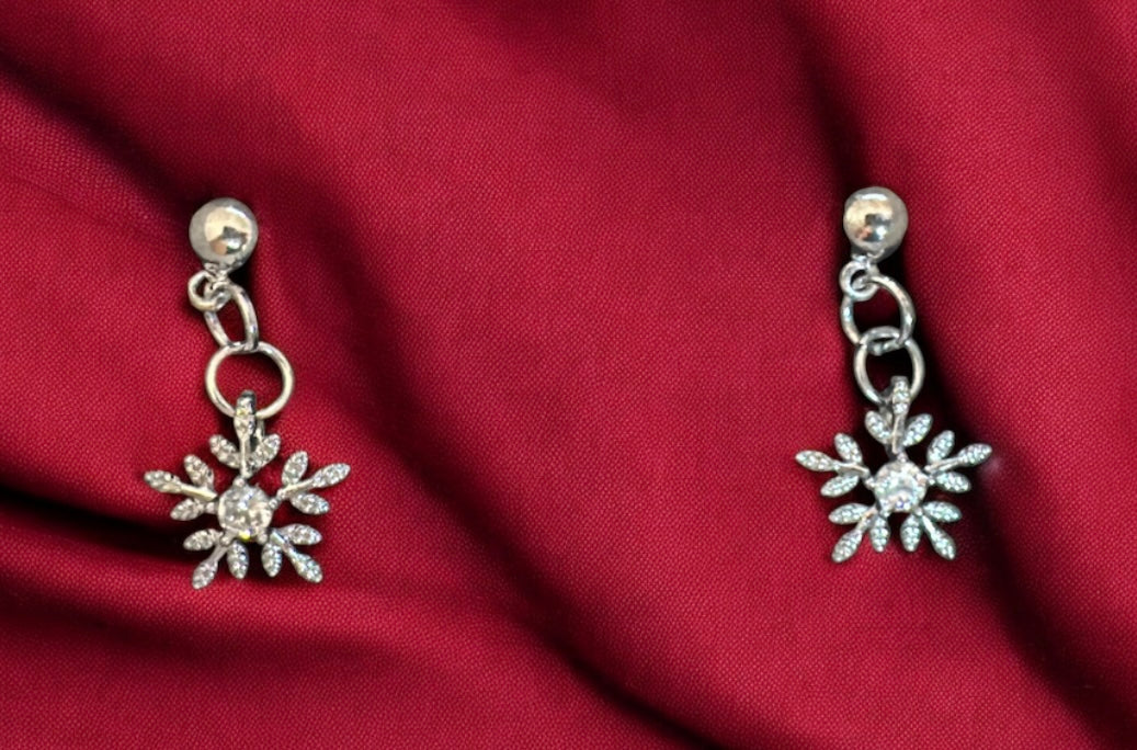 Silver snowflake earrings