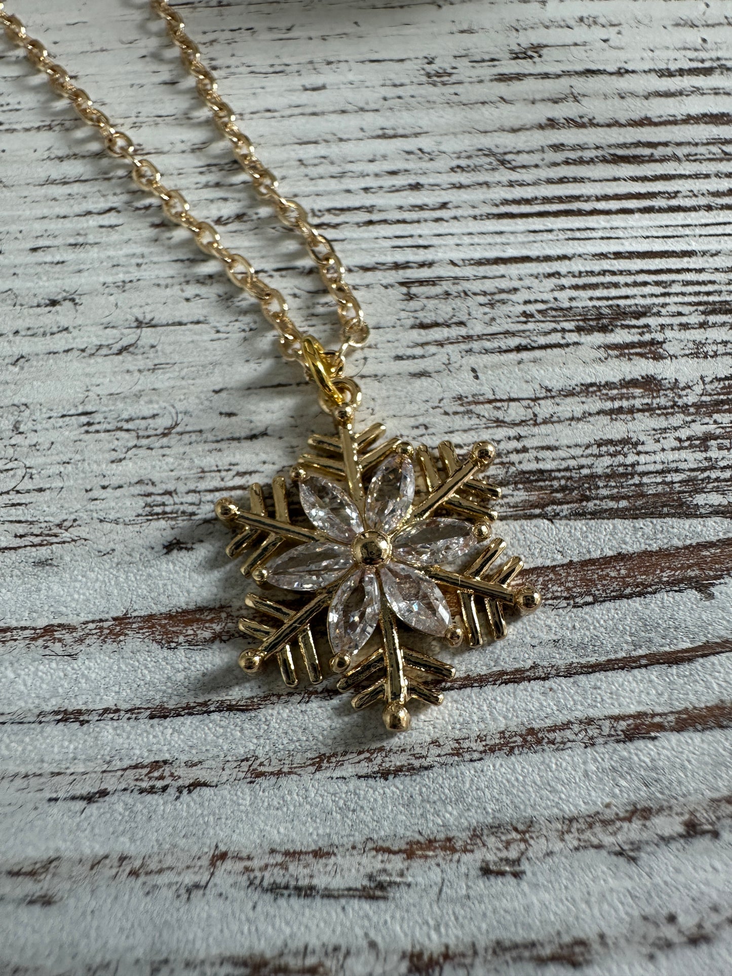 Snowflake necklace