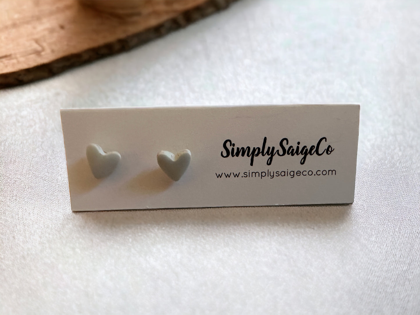 Mini heart studs