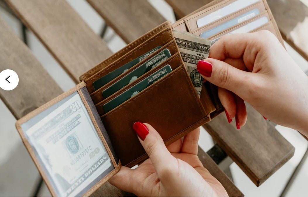 Trifold Leather Wallet in Brown