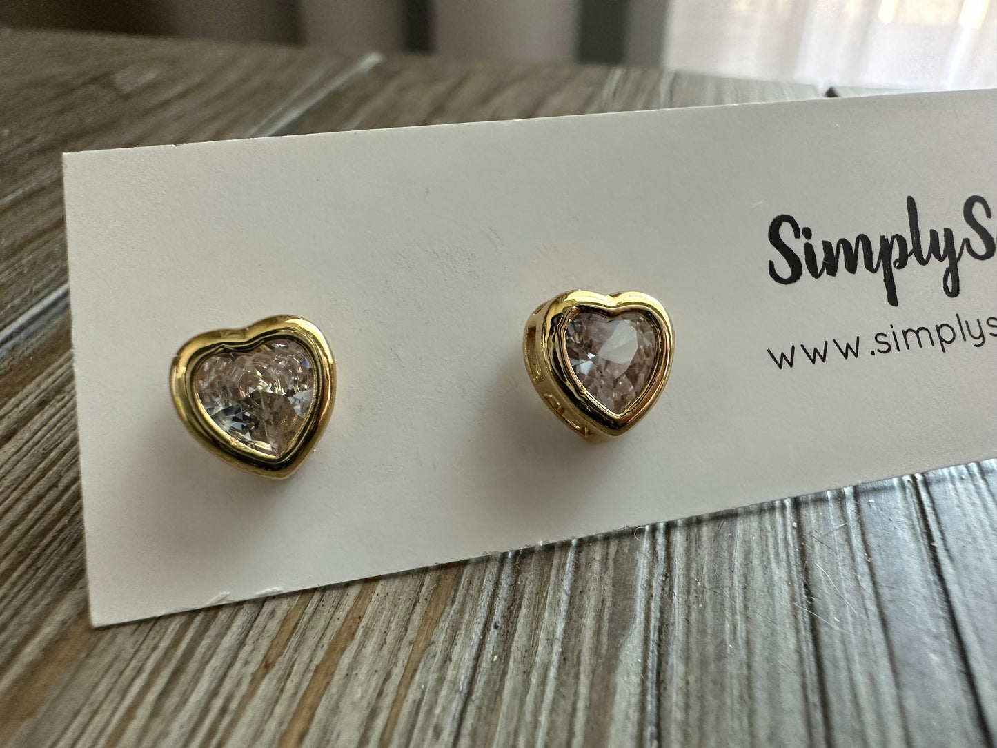 Rhinestone heart studs